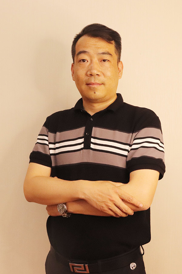 眉县冯少坤 本科学历,毕业于陕西师范大学