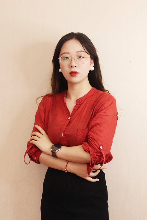 眉县张治华 本科学历，毕业于陕西师范大学