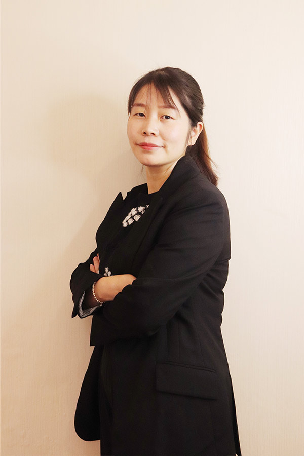 眉县吕瑶 本科学历,毕业于陕西师范大学